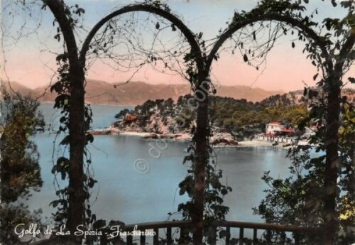 Cartolina Fiascherino panorama da arcate colorata 1952 (La Spezia)