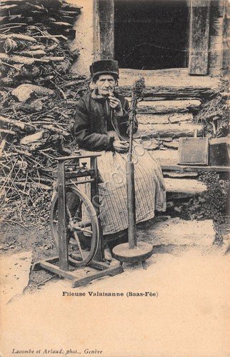 Cartolina Fileuse Valaisanne