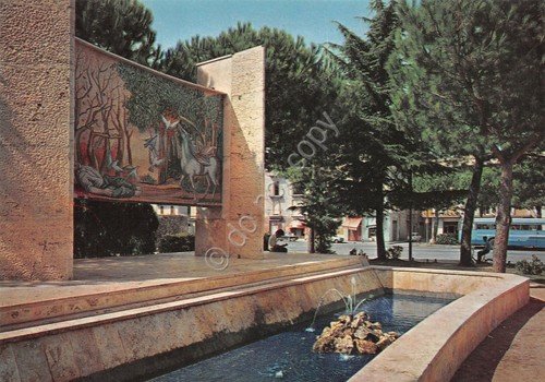 Cartolina Fondi Villa De Gasperi Monumento ai Caduti anni '80 | Immagine principale
