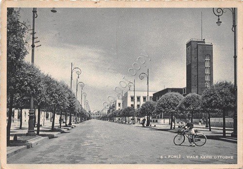 Cartolina Forlì - Viale XXVIII Ottobre - 1942 - VG …