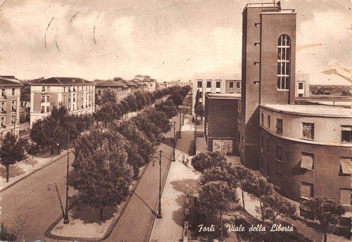 Cartolina Forlì Viale della Libertà