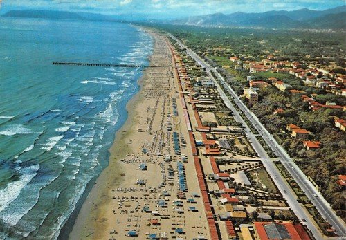 Cartolina Forte dei Marmi Panorama aereo (Lucca)