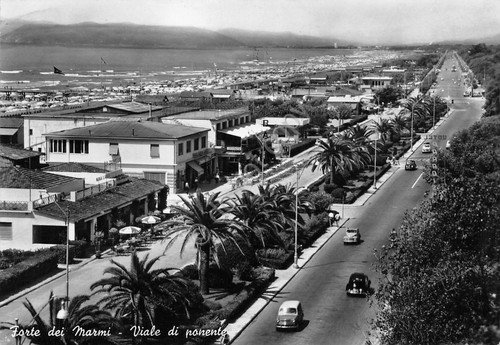 Cartolina Forte dei Marmi Viale di Ponente auto anni '60 … | Immagine principale