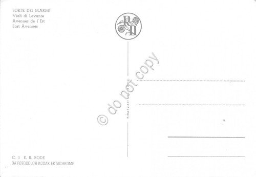 Cartolina Forte dei Marmi viali di Levante spiaggia (Massa)