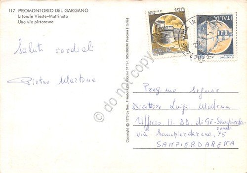 Cartolina Gargano Litorale Vieste Mattinata una via del paese animata