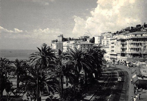 Cartolina Genova Pegli via vista dall'alto con Palme mare alberghi
