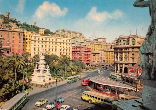 Cartolina Genova Piazza Acquaverde auto bus colorata | Immagine Gallery 1
