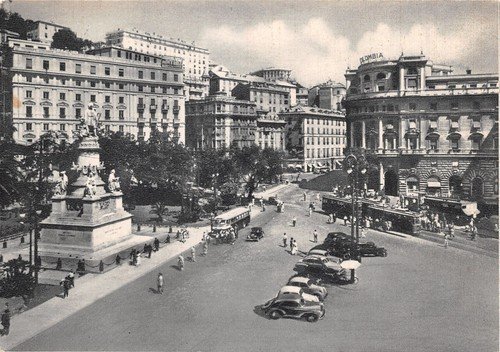 Cartolina Genova Piazza Acquaverde auto d'epoca animata ed. Cali