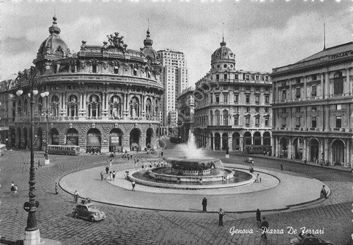 Cartolina Genova Piazza de Ferrari auto 2 cavalli | Immagine principale