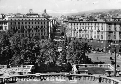 Cartolina Genova Piazza Tommaseo e Corso Buenos Ayres