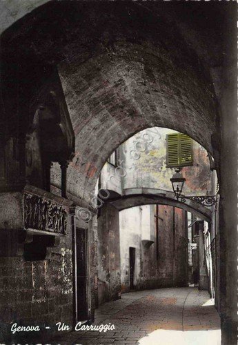 Cartolina Genova un carruggio | Immagine principale