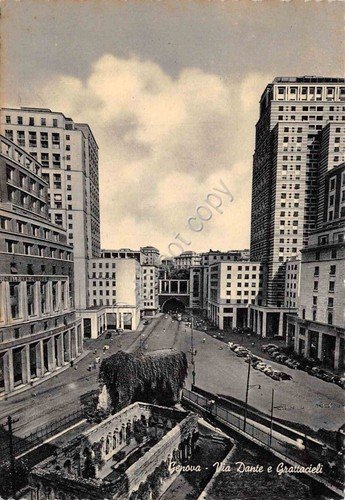 Cartolina Genova Via Dante e Grattacieli
