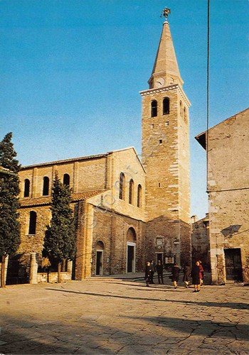 Cartolina Grado Basilica S. Eufemia entrata animata