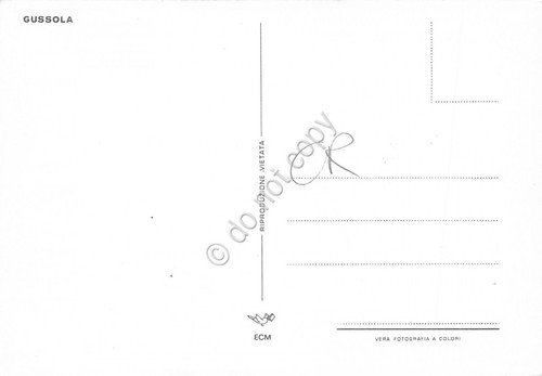 Cartolina Gussola piazzale della Chiesa distributore Agip