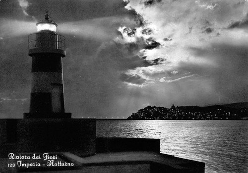 Cartolina Imperia faro notturno | Immagine principale