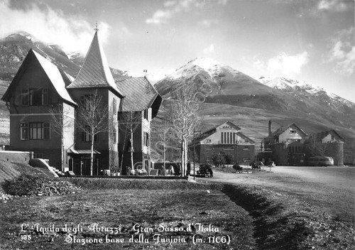 Cartolina L'Aquila degli Abruzzi Gran Sasso d'Italia stazione base della … | Immagine principale