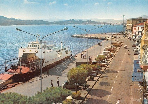 Cartolina La Maddalena Lungomare auto animata barca | Immagine principale