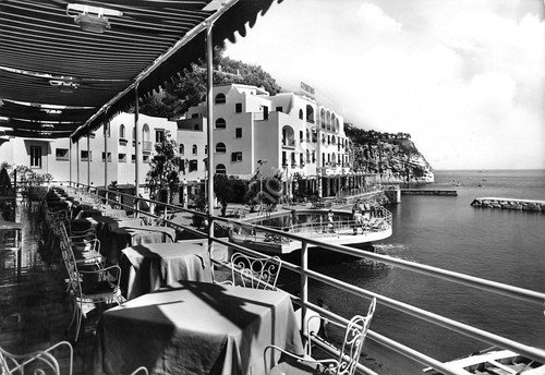 Cartolina Lacco Ameno Albergo Sporting e piscina 1960 | Immagine principale