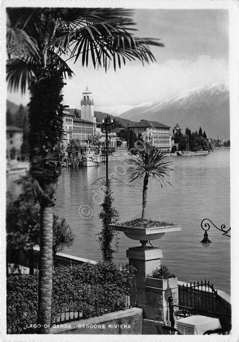 Cartolina Lago di Garda Gardone Riviera vista da terrazza anni … | Immagine principale