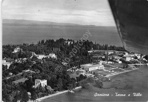 Cartolina Lago di Garda Sirmione Terme e Ville panorama aereo … | Immagine principale