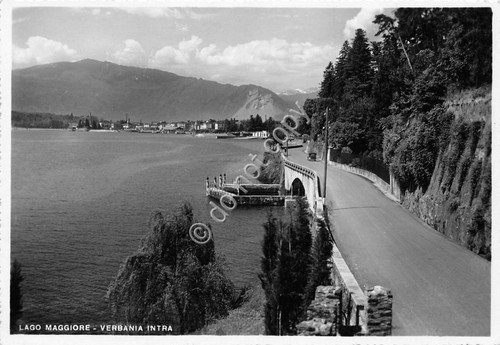 Cartolina Lago Maggiore Verbania Intra panorama lungolago