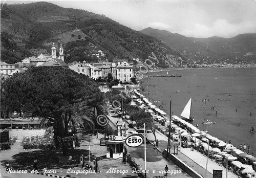 Cartolina Laigueglia Albergo Palme spiaggia distributore Esso anni '50