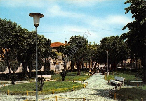 Cartolina Landriano Giardini Viale Rimembranze 1986 | Immagine principale