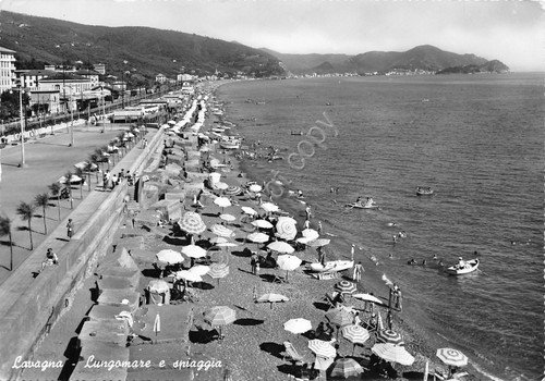 Cartolina Lavagna Lungomare e spiaggia ombrelloni animata 1964 | Immagine principale