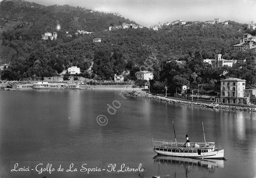 Cartolina Lerici Litorale barca segnata (La Spezia)