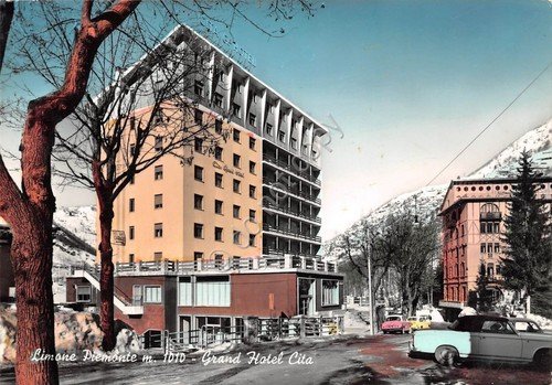 Cartolina Limone Piemonte Grand Hotel Cita 1964 macchie