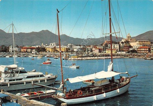 Cartolina Loano Panorama parziale del porto barche (Savona) | Immagine principale
