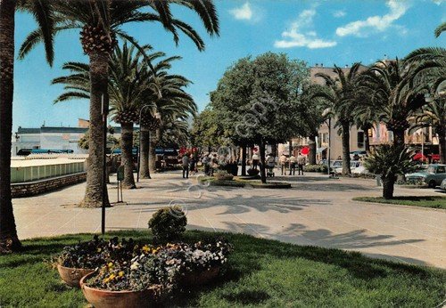 Cartolina Loano Passeggiata e giardini 1971 (Savona) | Immagine principale