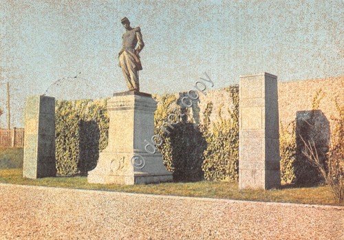 Cartolina Magenta Monumento a Generale Mac Mahon