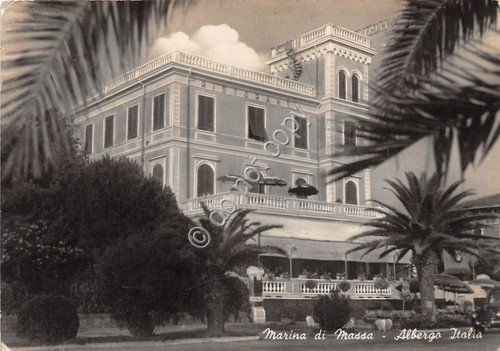 Cartolina Marina di Massa Albergo Italia 1954 | Immagine principale