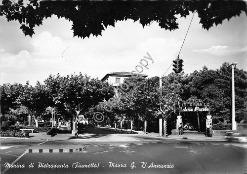 Cartolina Marina di Pietrasanta Piazza D'Annunzio Ristorante Eden Park (Lucca) | Immagine principale