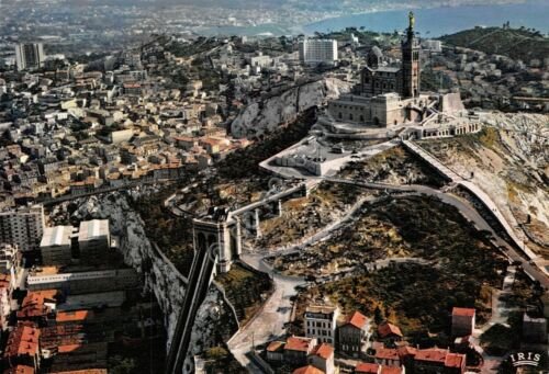 Cartolina Marseille vue aerienne