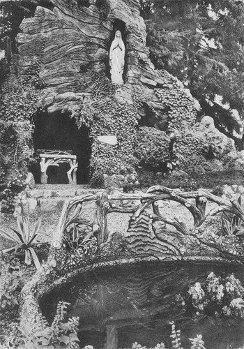 Cartolina Masnago Seminario Arcivescovile S. Martino Grotta con Madonna 1955 | Immagine principale