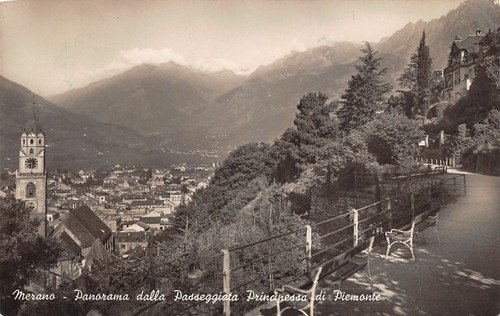 Cartolina Merano Panorama da Passeggiata Principessa di Piemonte 1942 | Immagine principale