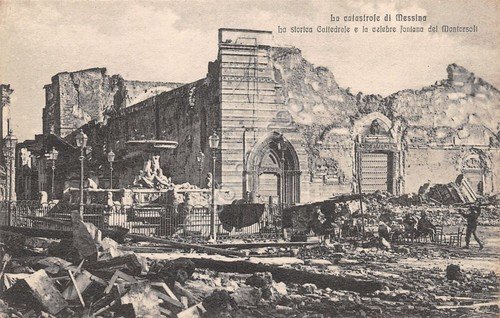 Cartolina Messina La catastrofe Cattedrale Fontana Montorsoli Micali Santi 2367
