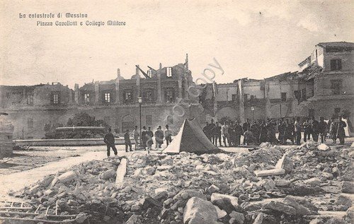 Cartolina Messina La catastrofe Collegio Militare Pzza Cavall Micali Santi … | Immagine principale