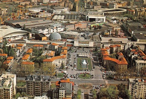 Cartolina Milano Fiera Campionaria Internazionale Piazza G. Cesare vista aerea