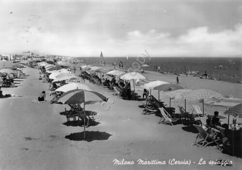 Cartolina Milano Marittima Cervia spiaggia ombrelloni 1955