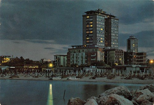 Cartolina Milano Marittima Panorama Notturno 1978 (Ravenna) | Immagine principale