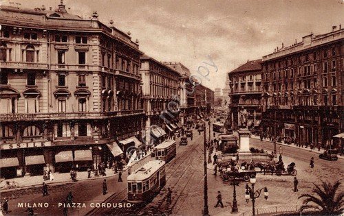 Cartolina Milano Piazza Cordusio tram animata Timbro visitate Ottava Biennale | Immagine Gallery 1