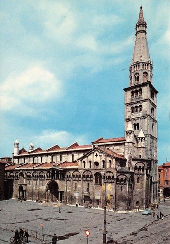 Cartolina Modena Duomo e Torre Ghirlandina 1970