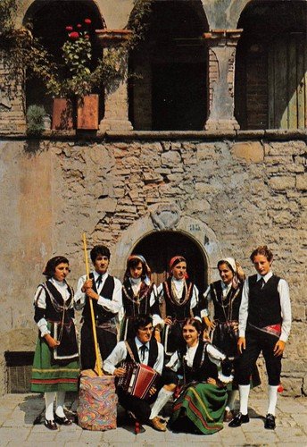 Cartolina Molise San Giovanni in Galdo Costumi del Molise suonatori