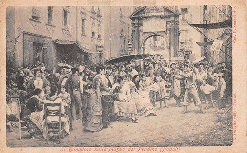Cartolina Napoli Il banditore sulla Piazza del Pendino anni '30