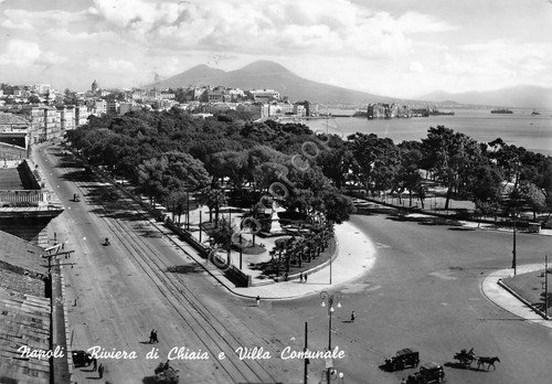 Cartolina Napoli Riviera di Chiaia e Villa Comunale 1958