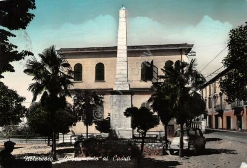 Cartolina Notaresco Monumento ai Caduti 1969 | Immagine principale