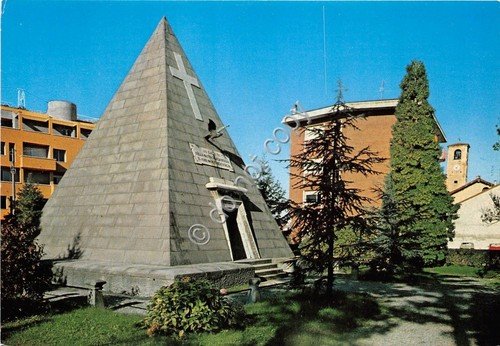 Cartolina Novara Ossario Martiri